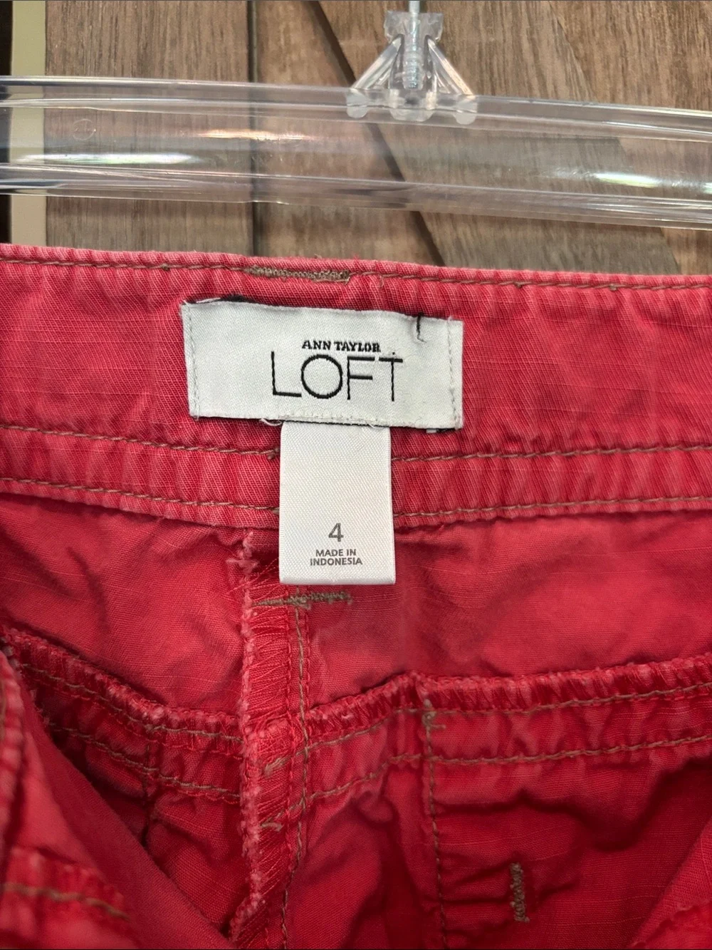 Ann Taylor Loft Women's Red Coral Cotton Shorts size 4